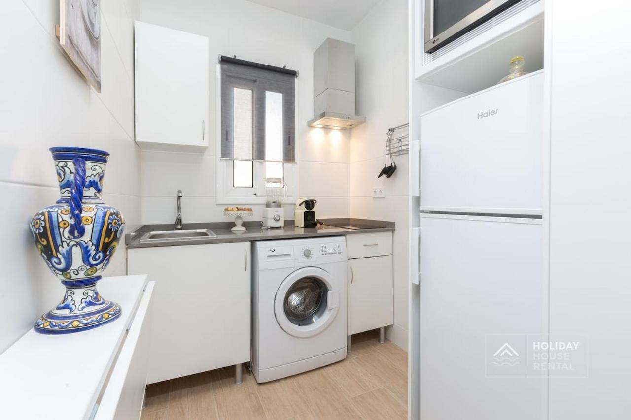 S12 - Beach Front Apartment --Free Wifi- Salou Ngoại thất bức ảnh