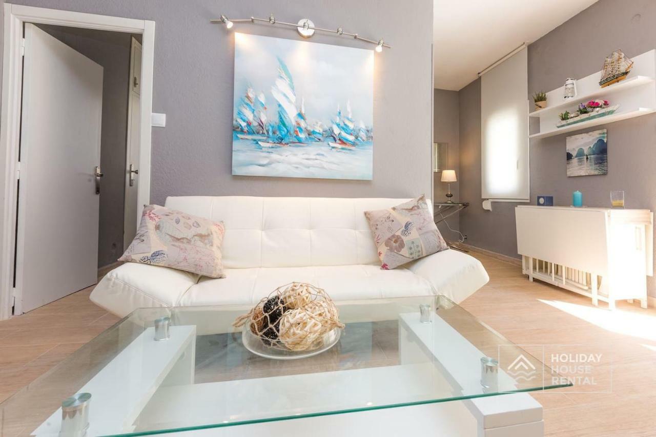 S12 - Beach Front Apartment --Free Wifi- Salou Ngoại thất bức ảnh